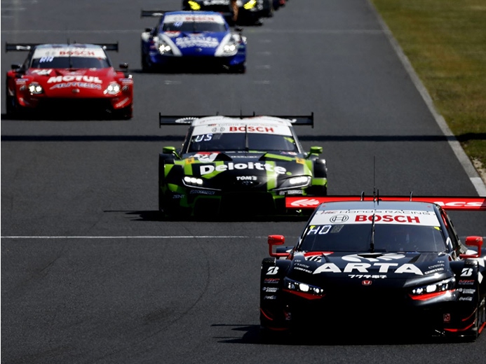 SUPER GT experience サーキットに行こう!!の様子